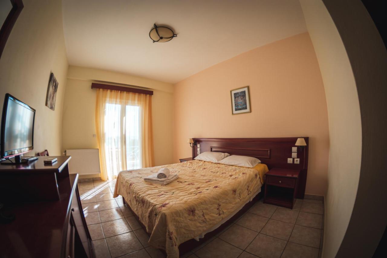 Venardos Hotel Agia Pelagia  Экстерьер фото